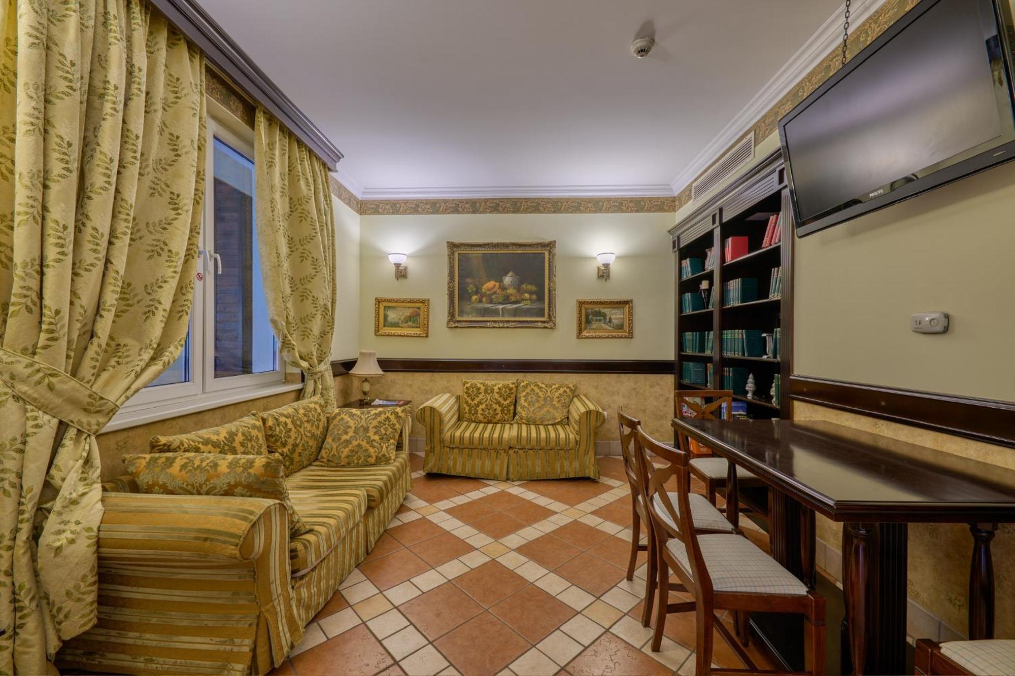 Hotel Classico Timisoara Esterno foto